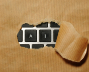 Teclado de ordenador con las teclas AI (Inteligencia Artificial).