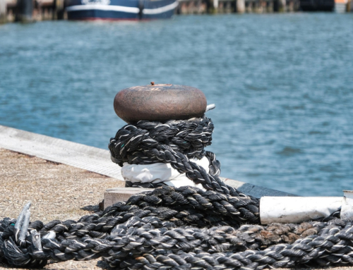 Desencallar los puertos (III): ¿Cómo mejorar los servicios prestados a los buques?